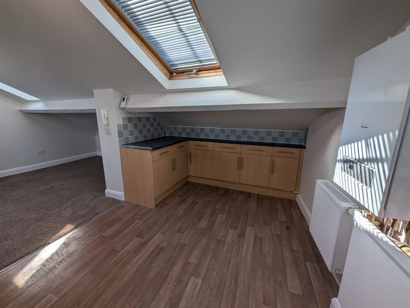 Flat 5 13A Castle Foregate, Shrewsbury, SY1 2DJ To Let Flat 5 13A Castle Foregate, Shrewsbury, SY1 2DJ To Let